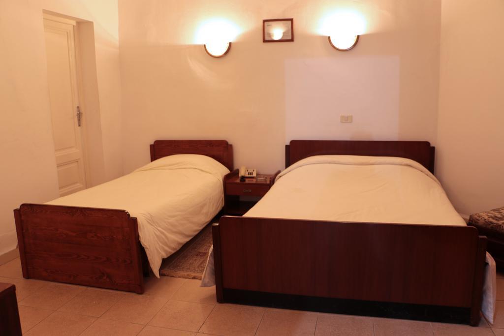 Hotel Saint Georges Tunisi Esterno foto