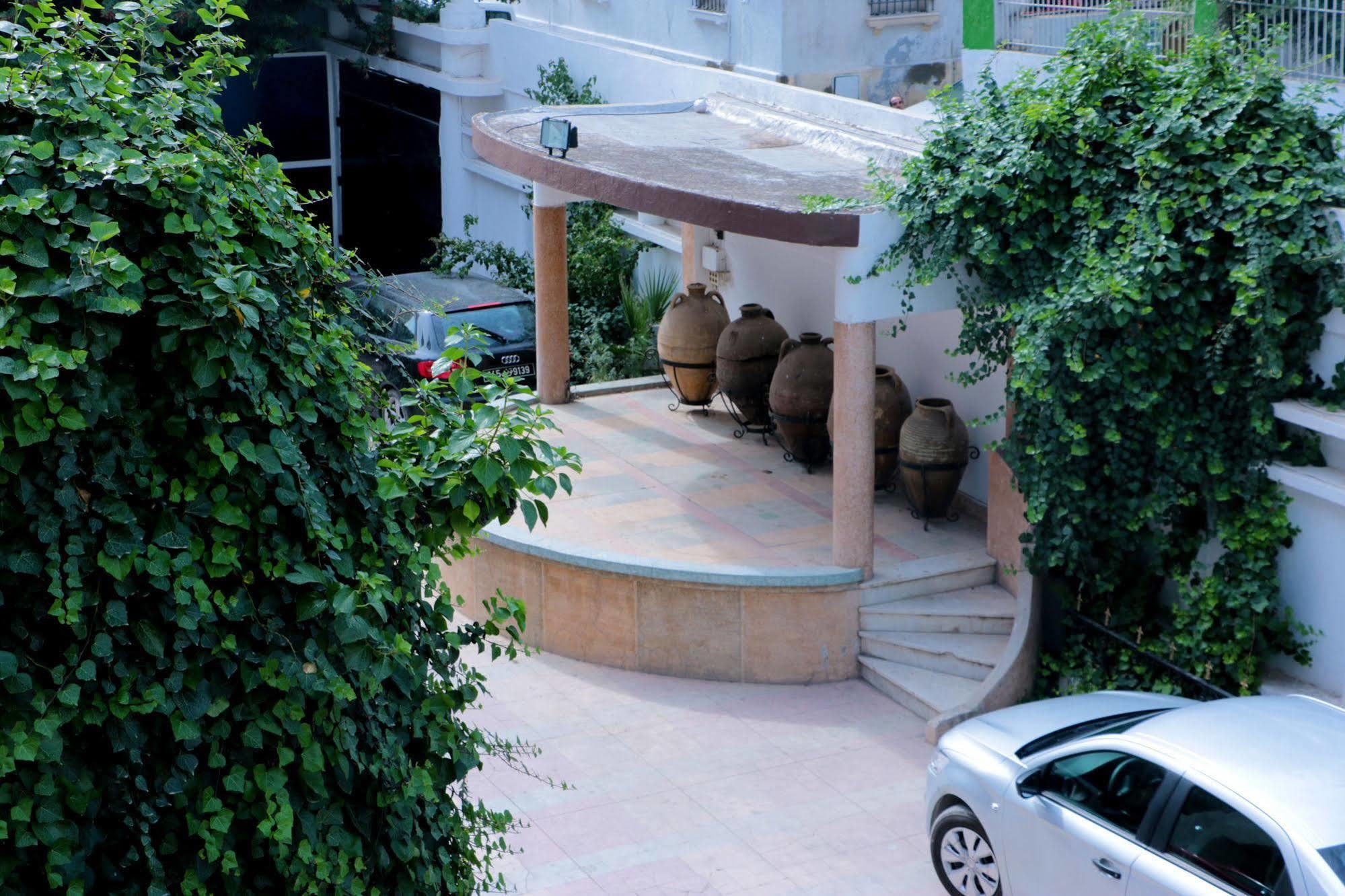 Hotel Saint Georges Tunisi Esterno foto