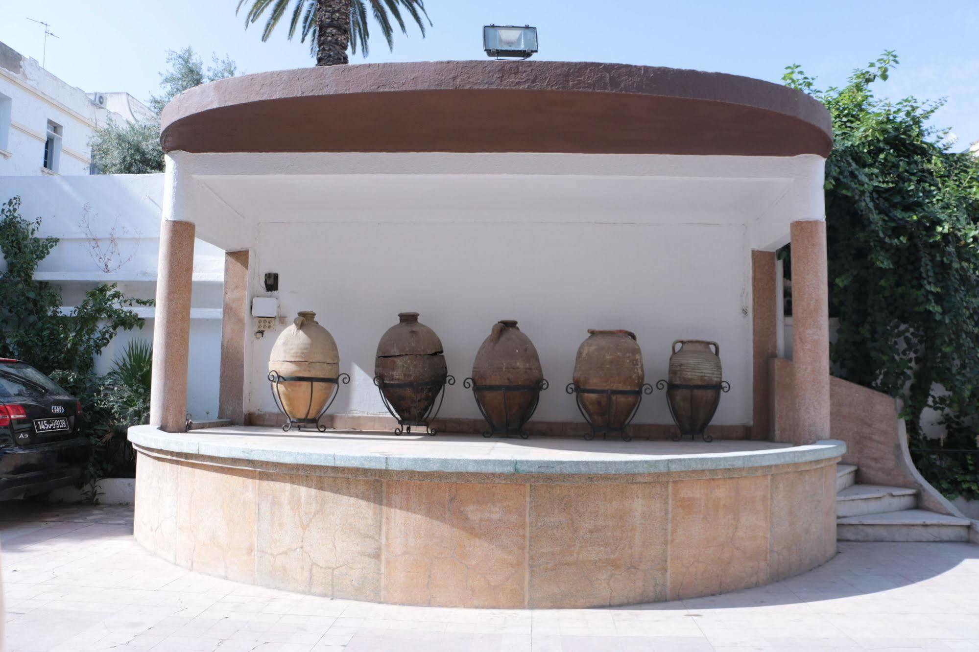 Hotel Saint Georges Tunisi Esterno foto